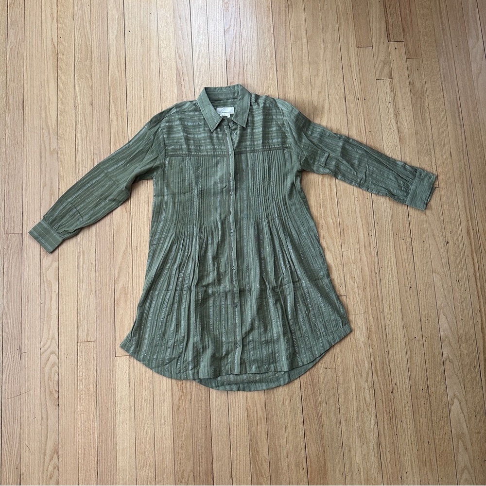 Anthropologie Green Gauze Like Button Down NWOT